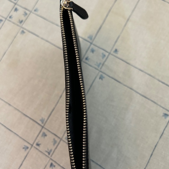 Kate Spade clutch - Picture 3 of 3